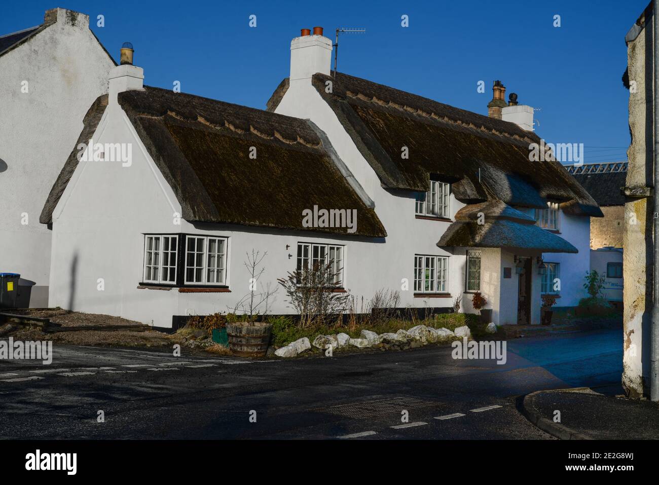 Maison de chaume dans le village écossais de la ville de Yetholm Banque D'Images