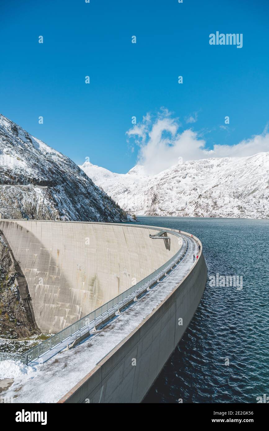 Malte, Autriche. 14 octobre 2020. Vue sur le barrage de Kölnbrein dans la gamme Hohe Tauern en Carinthie. Le barrage de Kölnbrein est un barrage-voûte et est le plus haut barrage d'Autriche. Banque D'Images