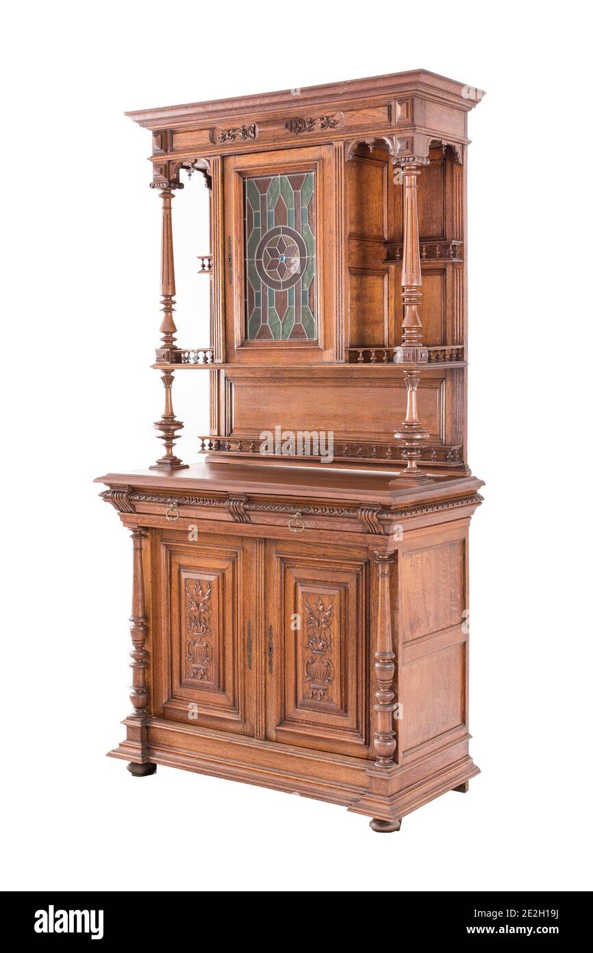 Buffets de cuisine vintage de la fin du XIXe siècle. Chemin isolé sur fond blanc. Banque D'Images