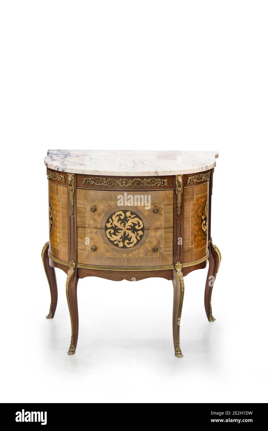 Commode de style ancien isolated on white Banque D'Images