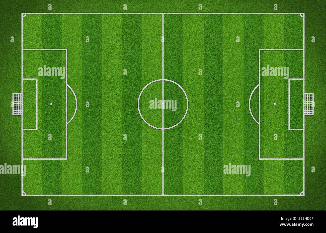vue de dessus de la disposition de taille standard terrain de football de sport vide avec herbe réaliste et véritable vert et espace de copie. Compétition sportive d'équipe de loisirs backgroun Banque D'Images