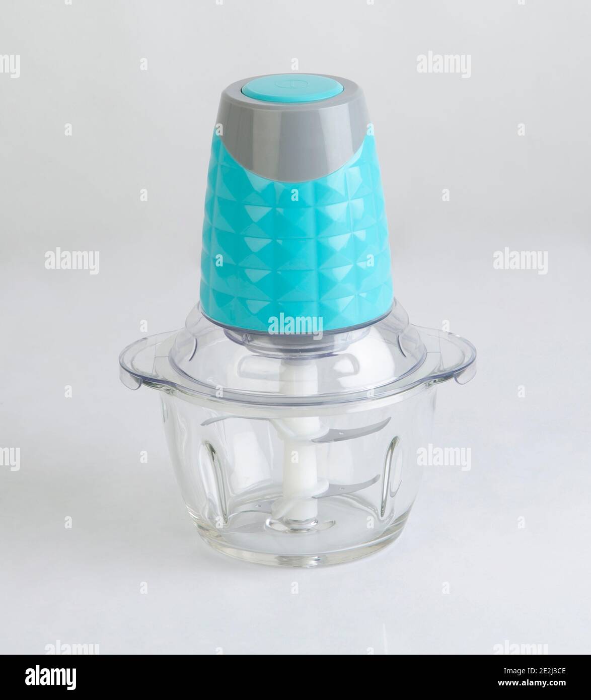 Processeur de nourriture isolé sur fond blanc Banque D'Images