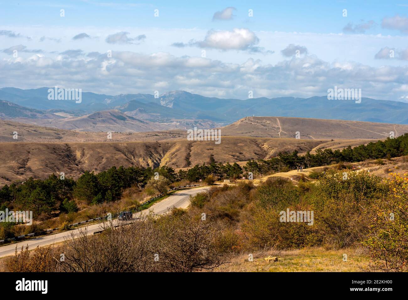 Paysage des contreforts et des montagnes de la Crimée Banque D'Images