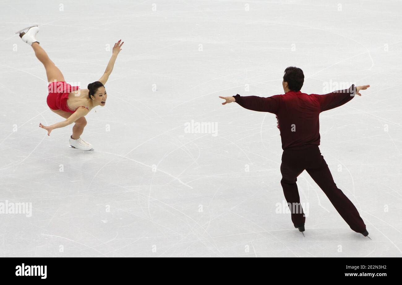 China Xue Shen et Hongbo Zhao participent au programme paires courtes lors du patinage artistique lors des Jeux olympiques d'hiver de 2010 à Vancouver, Canada, le 15 février 2010, photo de Hahn/gouhier/Nebinger/ABACAPRESS.COM Banque D'Images