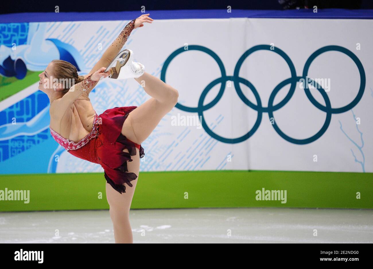 Carolina Kostner, d'Italie, participe au programme de patinage artistique Ladies Short lors des Jeux olympiques d'hiver de 2010 à Vancouver, au Pacific Coliseum, le 23 février 2010 à Vancouver, Canada.photo de Gouhier-Hahn-Nebinger/ABACAPRESS.COM Banque D'Images
