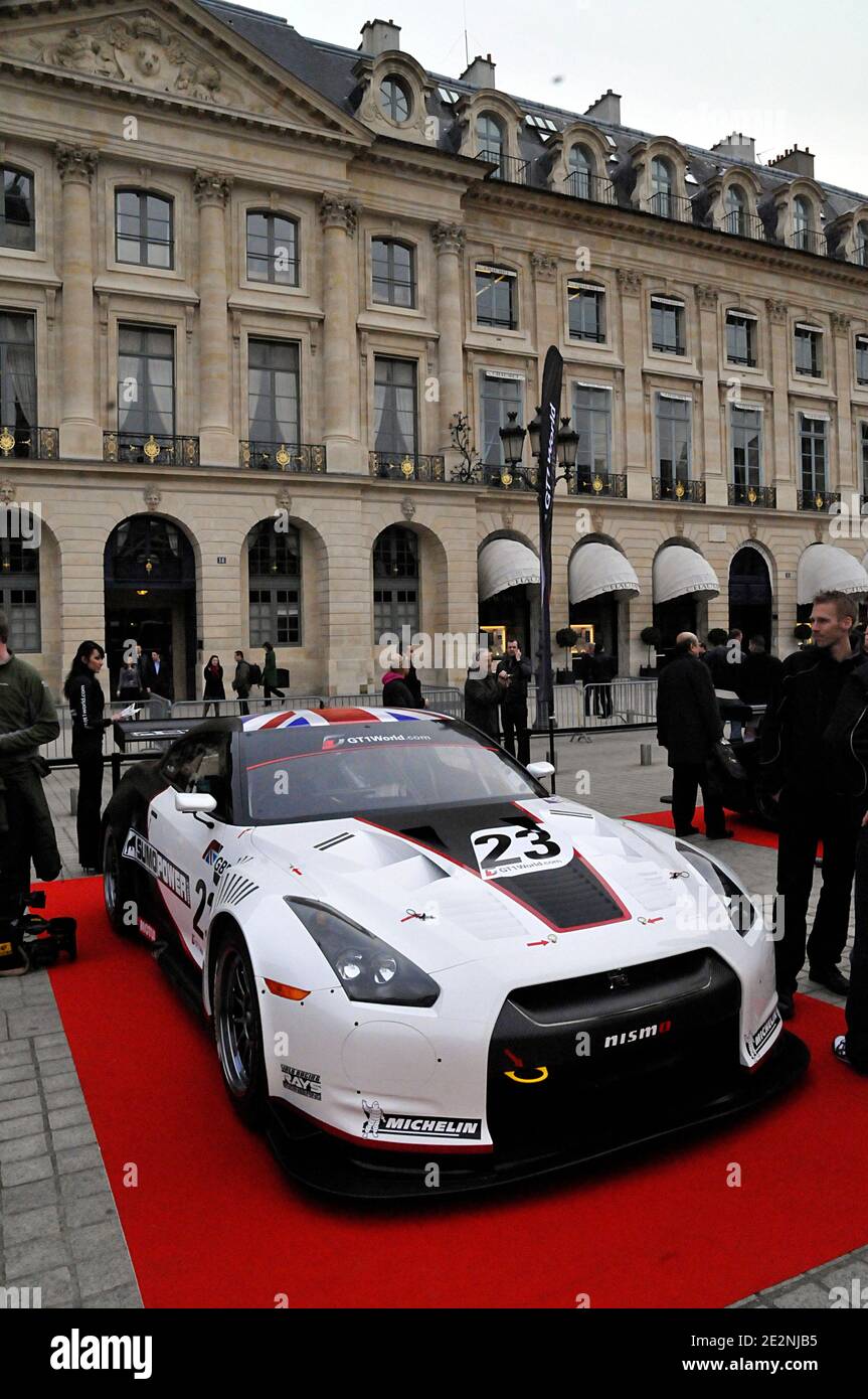 FIA GT1 car lors d'une conférence de presse pour annoncer le lancement du Championnat du monde FIA GT1 au Club automobile de France à Paris, France le 1er mars 2010. Photo de Thierry Plessis/ABACAPRESS.COM Banque D'Images