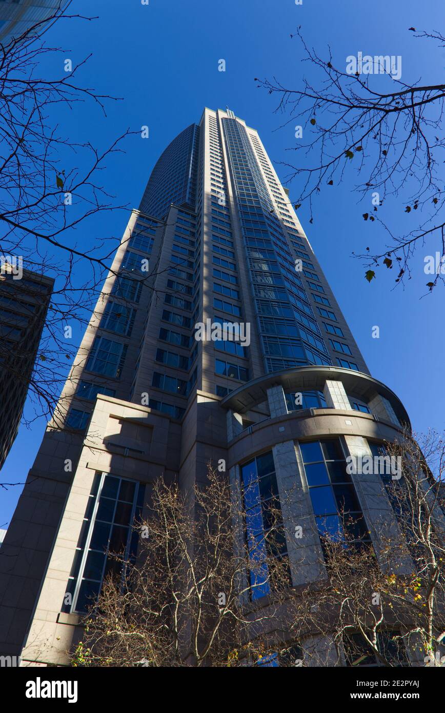 Chifley Tower est un gratte-ciel de Sydney, Australie. Lorsqu'il est mesuré en haut de son clocher, il est considéré comme le plus grand bâtiment à Sydney. Banque D'Images