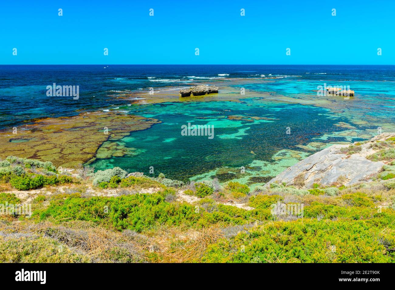 Tourisme à Perth. Rottnest Island, Australie occidentale. Vue panoramique depuis roks sur la mer turquoise de Jeannies Lookout à Rottnest Island, Perth Banque D'Images