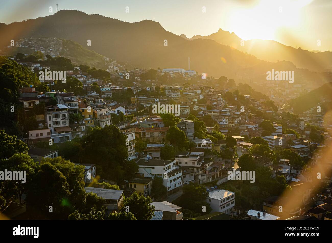 Vue sur Santa Teresa au coucher du soleil, Rio de Janeiro, Brésil Banque D'Images