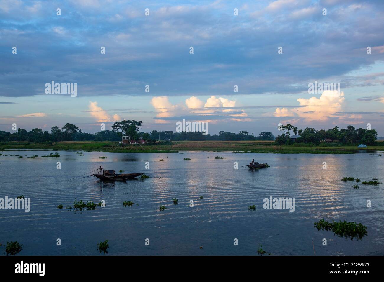 Rivière Dakatia à Chandpur, vue du matin. Bangladesh Banque D'Images