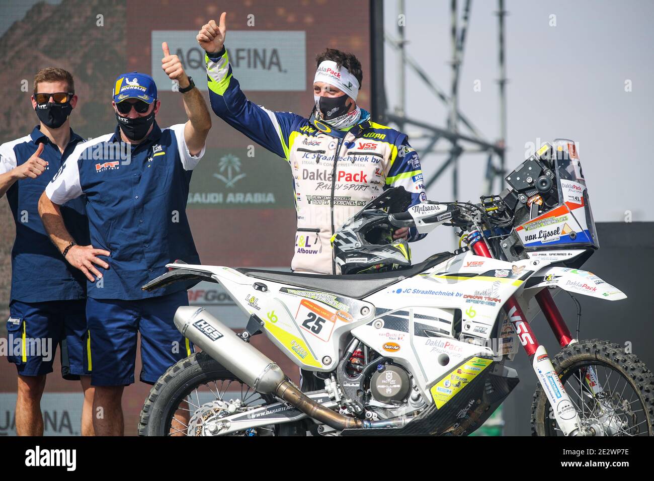 Spierings Paul (nld), Husqvarna, HT Rally RAID Husqvarna Racing, Motul, moto, Vélo, portrait lors de la cérémonie de clôture du podium au stade international du Roi Abdullah à Jeddah, en Arabie Saoudite, le 15 janvier 2021 - photo Julien Delfosse / DPPI / LM Banque D'Images