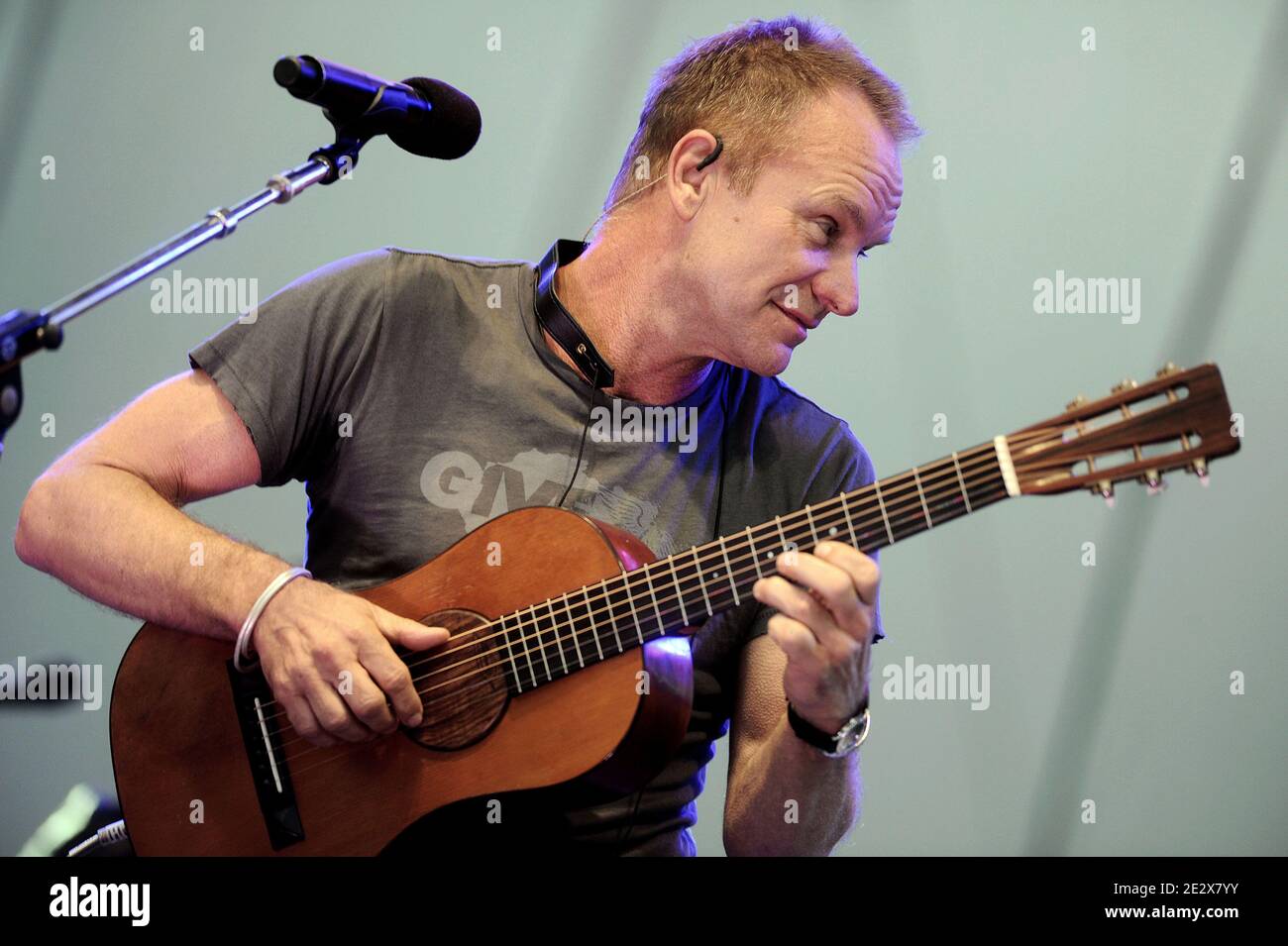 Musicien Sting se produit au Climate Rally sur le National Mall le 25 avril 2010 à Washington, DC. Le concert et le rassemblement gratuits ont été organisés par le réseau du jour de la Terre pour encourager le Congrès à adopter une législation climatique globale forte.(Pictured:Sting) photo par Olivier Douliery /ABACAPRESS.COM Banque D'Images