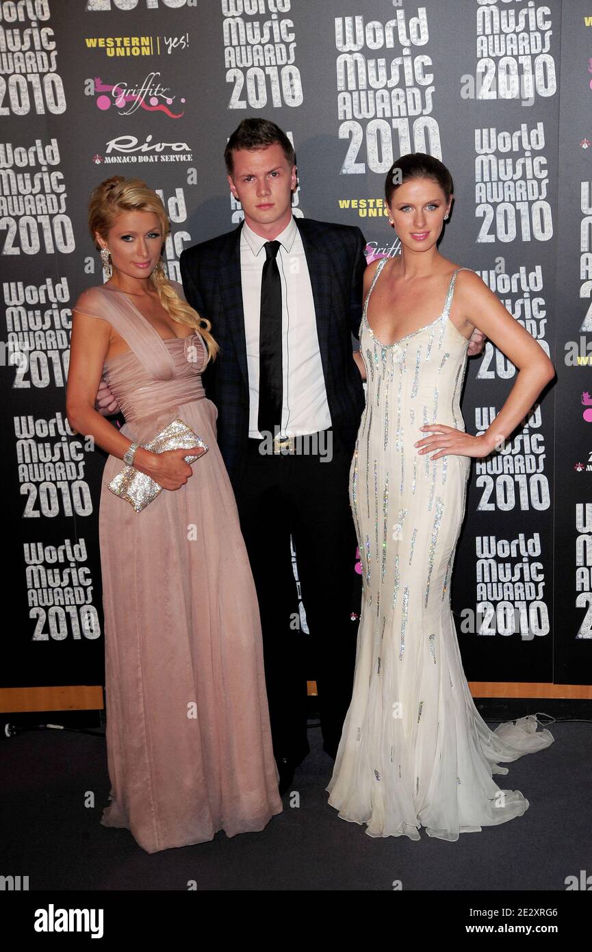 Paris Hilton, Baron Nicholas Hilton, Nicky Hilton assistez aux World Music Awards 2010 au Sporting Club le 18 mai 2010 à Monte Carlo, Monaco. Photo de Nicolas Briquet/ABACAPRESS.COM Banque D'Images