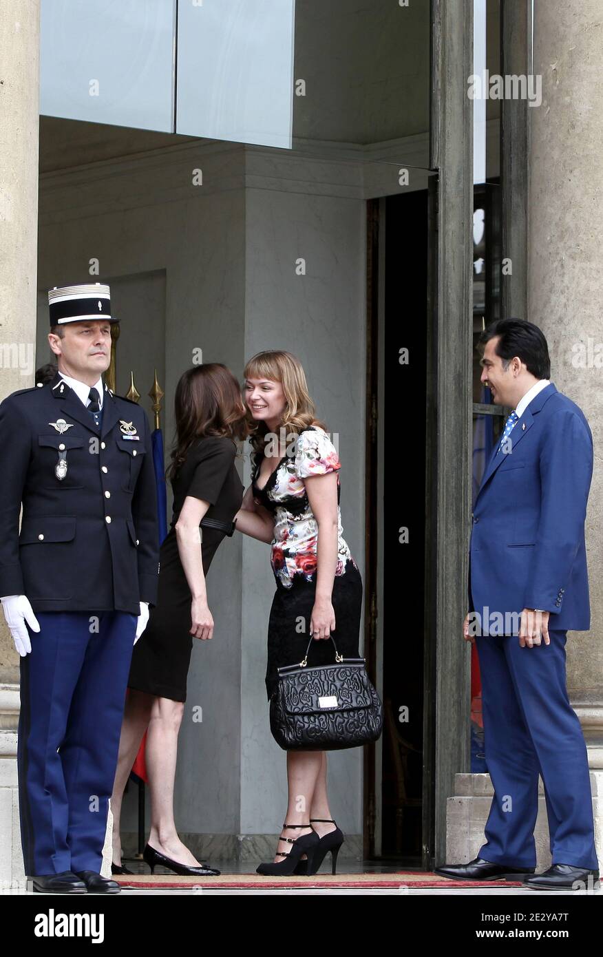 rencontre entre sarkozy et carla