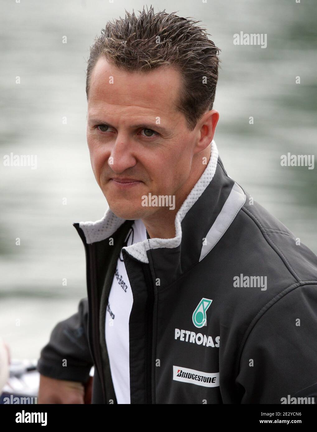 Michael Schumacher arrivera au paddock du Grand Prix canadien de Formule 1 au circuit Gilles Villeneuve à Montréal, Canada, le 12 juin 2010. Photo de Charles Guerin/Cameleon/ABACAPRESS.COM Banque D'Images