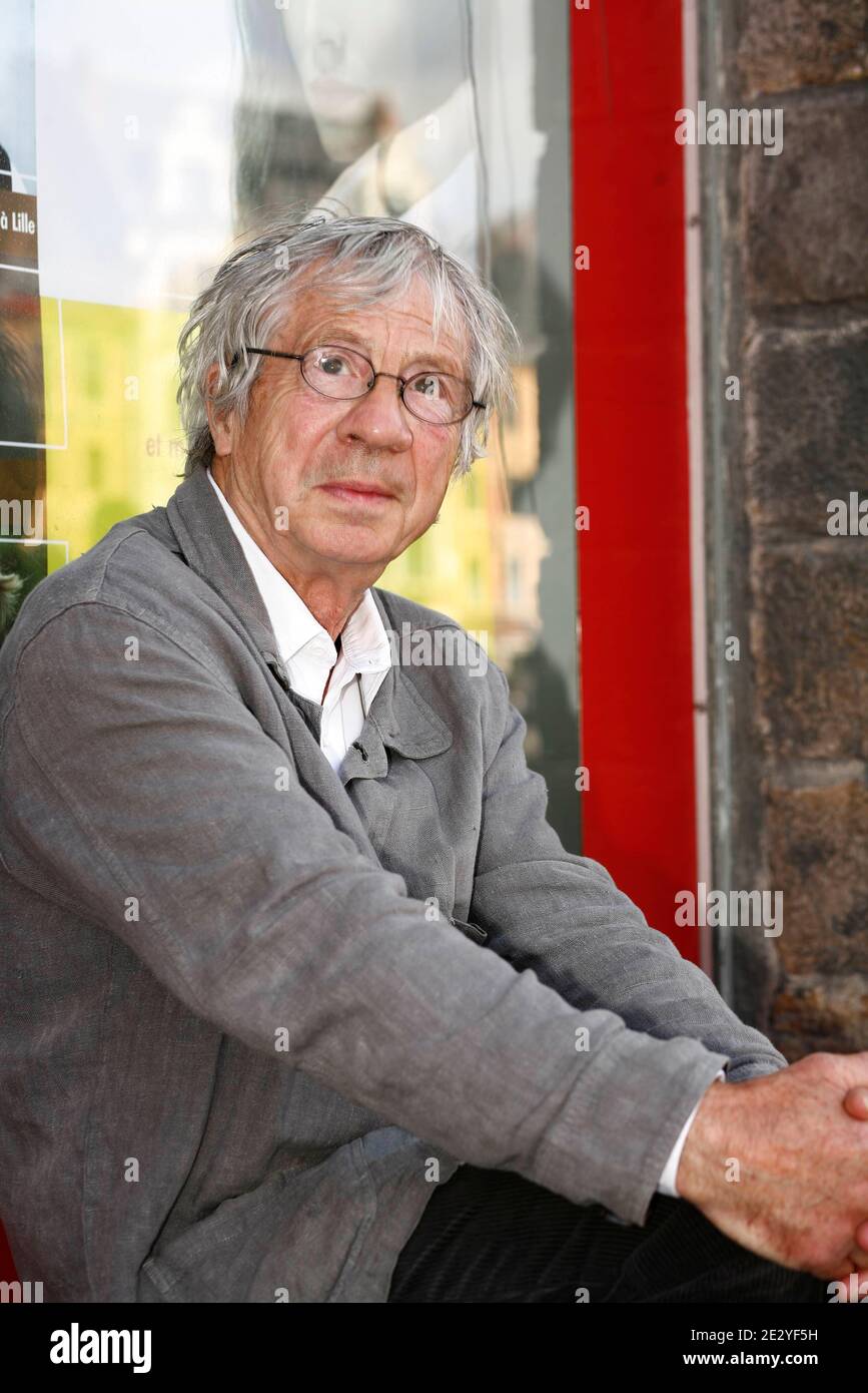 Jean-louis Fournier posant lors d'une séance de portrait à Lille, France,  le 15 juin 2010. Photo de Sylvain Lefevre/ABACAPRESS.COM Photo Stock - Alamy