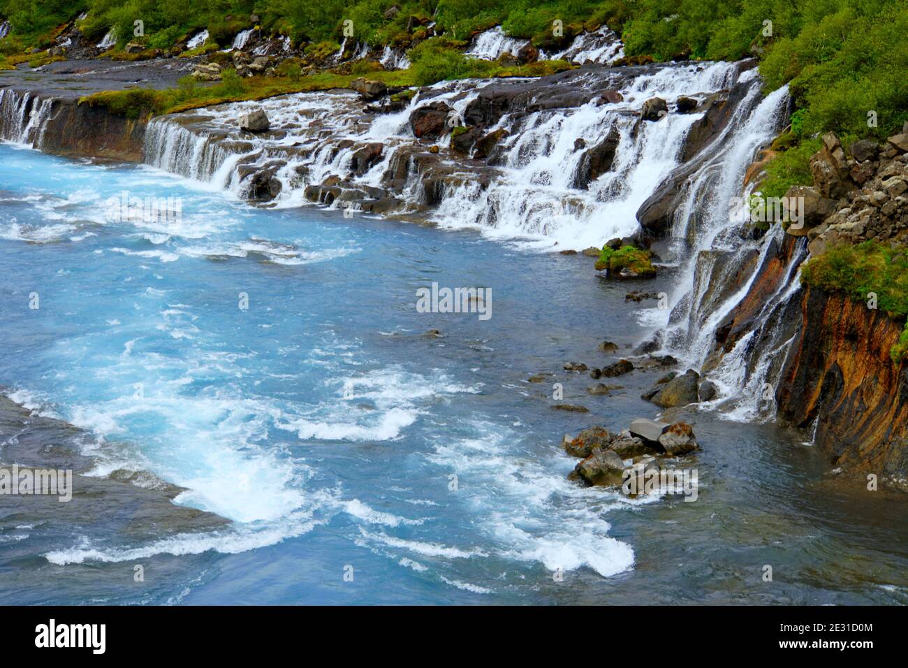 Les belles cascades bleues de Barnafoss dans l'ouest de l'Islande Banque D'Images