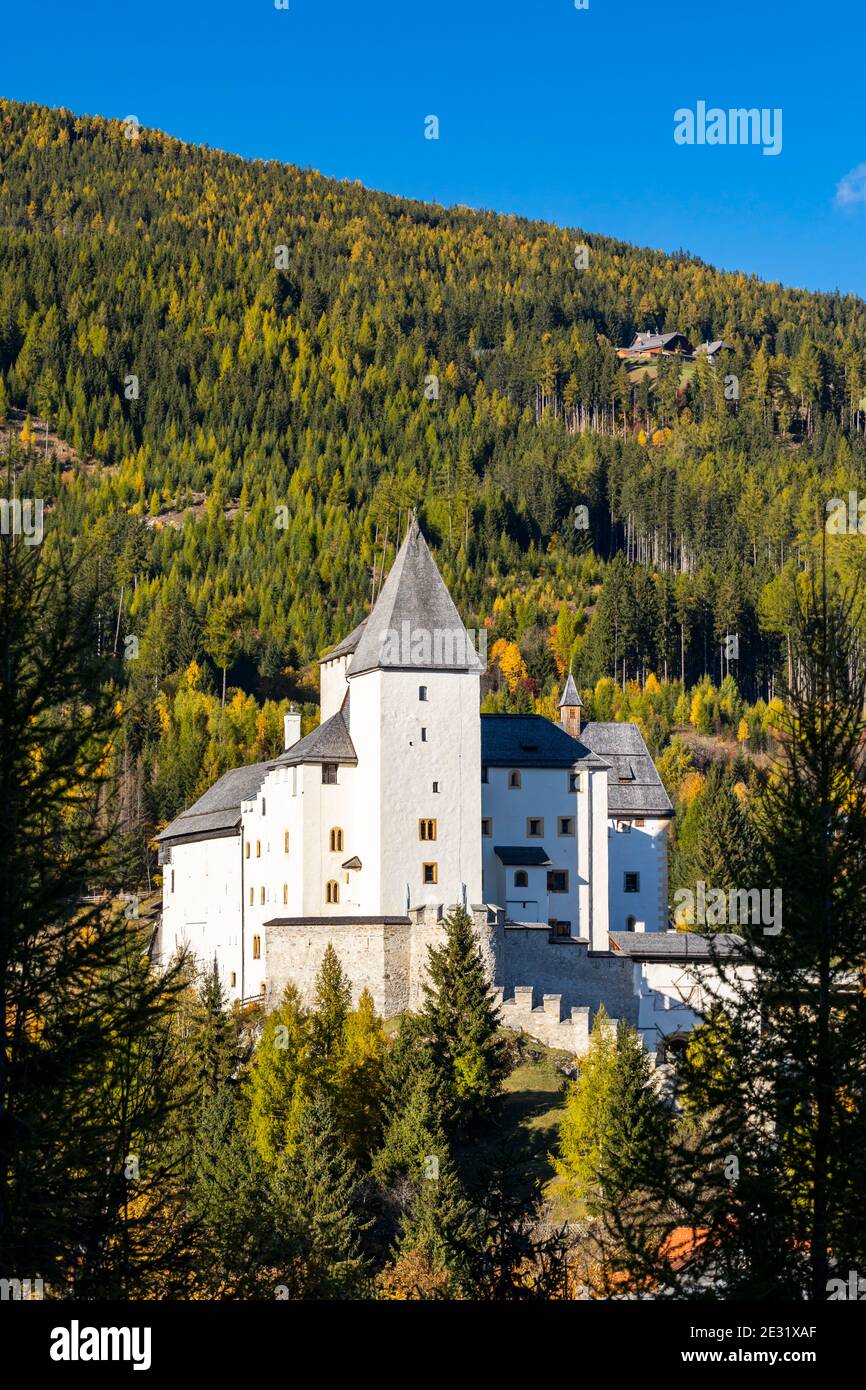 Château de Mauterndorf, quartier de Tamsweg, province de Salzbourg, Autriche Banque D'Images Château de Mauterndorf, quartier de Tamsweg, province de Salzbourg, Autriche Banque D'Images