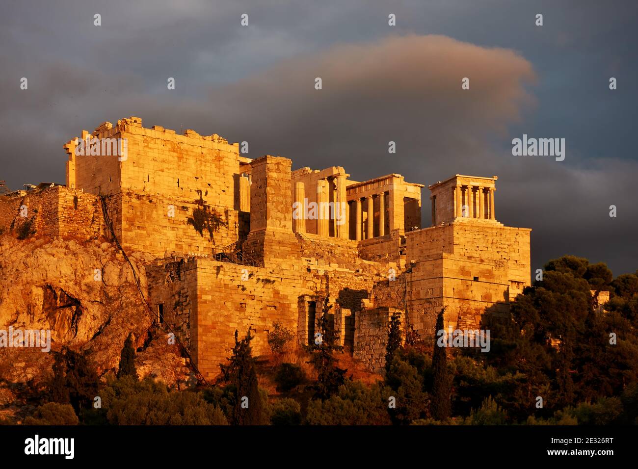 L'Acropole d'Athènes au coucher du soleil, Grèce. Paysage grec avec point de repère Banque D'Images