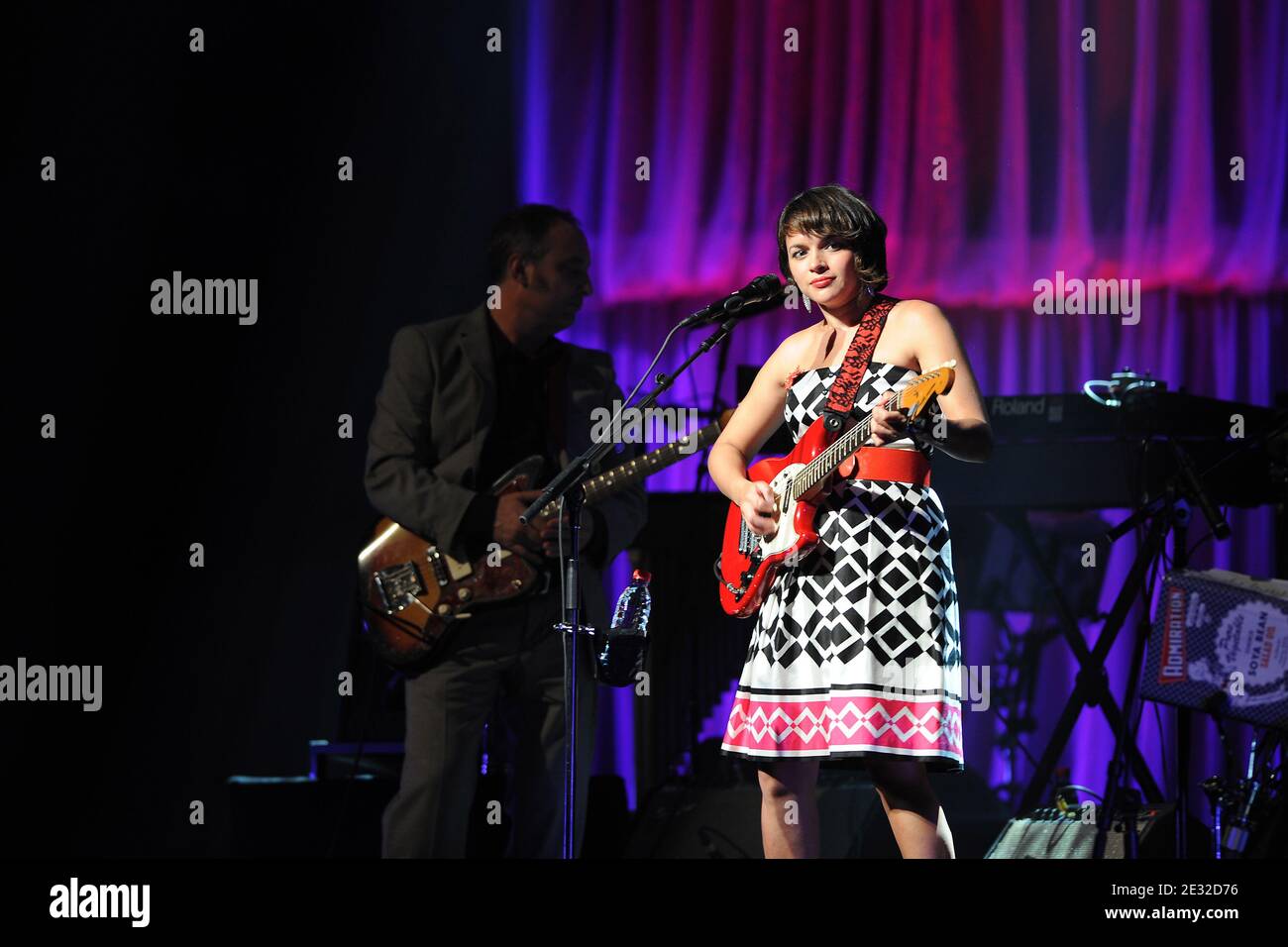 Norah Jones se présentant en direct pendant le Montreux Jazz Festival au Stravinski Auditorium de Montreux, Suisse, le 3 juillet 2010. Photo de Loona/ABACAPRESS.COM Banque D'Images