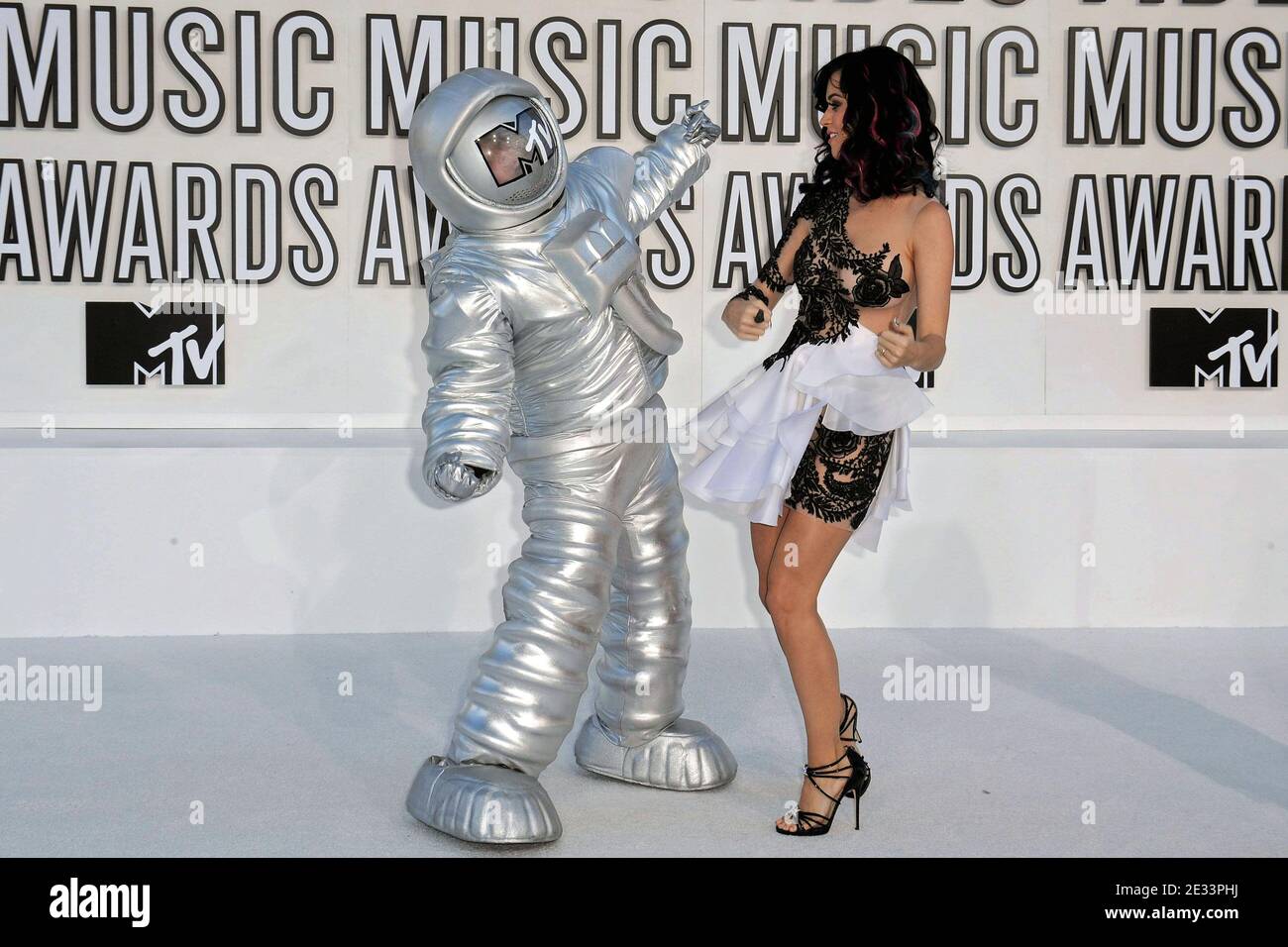 Katy Perry participe aux Video Music Awards 2010 au Nokia Theatre de Los Angeles, en Californie, le 12 septembre 2010. Photo de Lionel Hahn/ABACAPRESS.COM. (Photo : Katy Perry) Banque D'Images