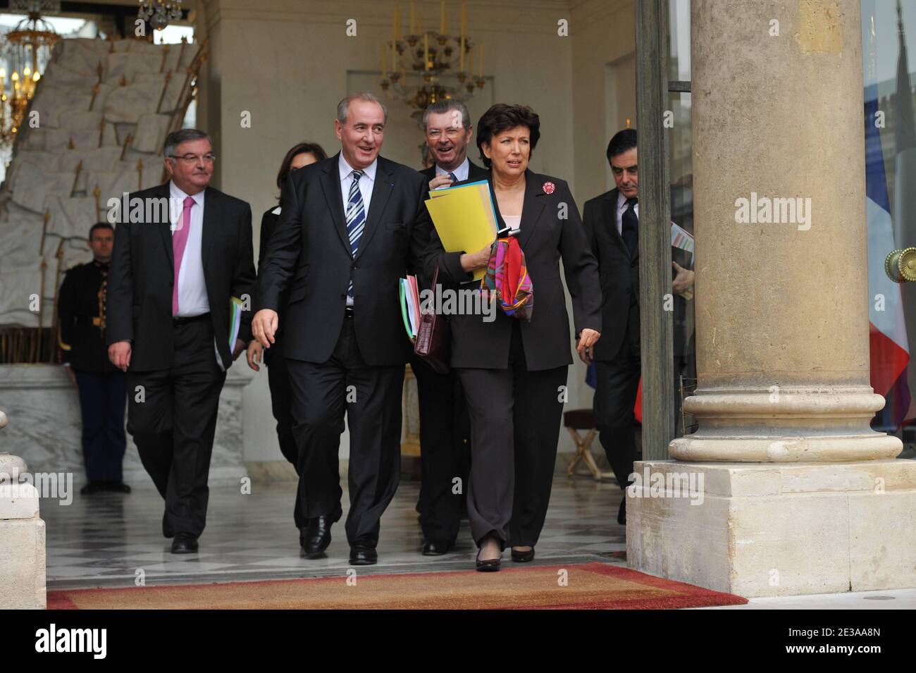 Michel Mercier, Nora Berra, Maurice Leroy, Henri de Raincourt, Roselyne Bachelot assistant au premier conseil hebdomadaire du nouveau gouvernement à l'Elysée Palace de Paris, France, le 17 novembre 2010. Photo de Nicolas Gouhier/ABACAPRESS.COM Banque D'Images