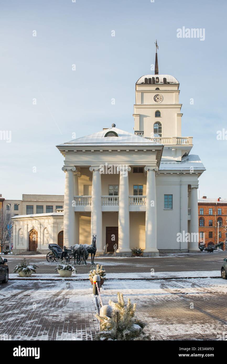 Hôtel de ville dans le centre-ville de Minsk en hiver, Biélorussie Banque D'Images