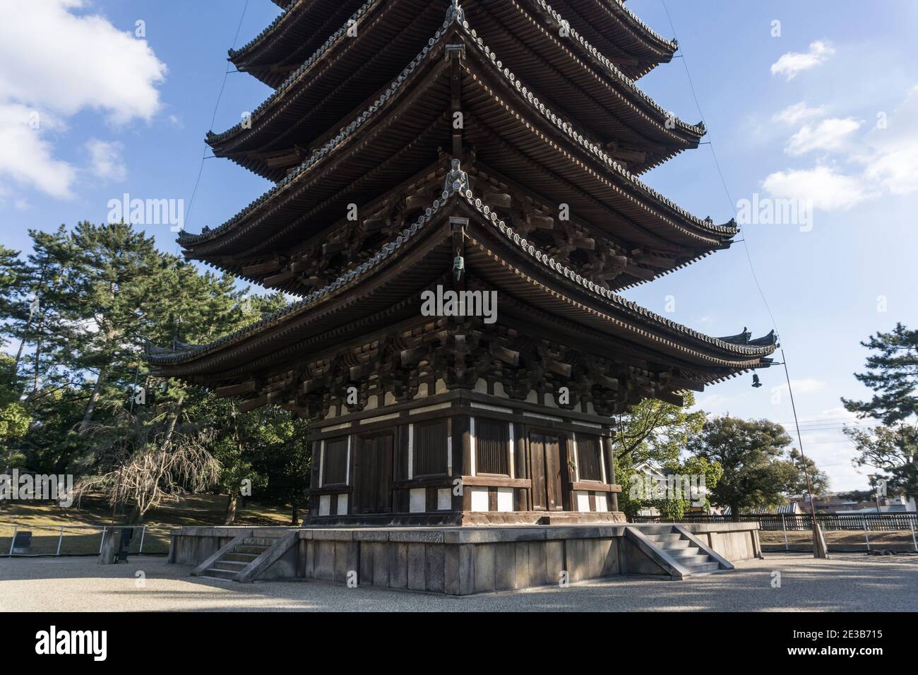 Vue sur la pagode de cinq étages du temple Kofuku-ji à Nara, Japon Banque D'Images