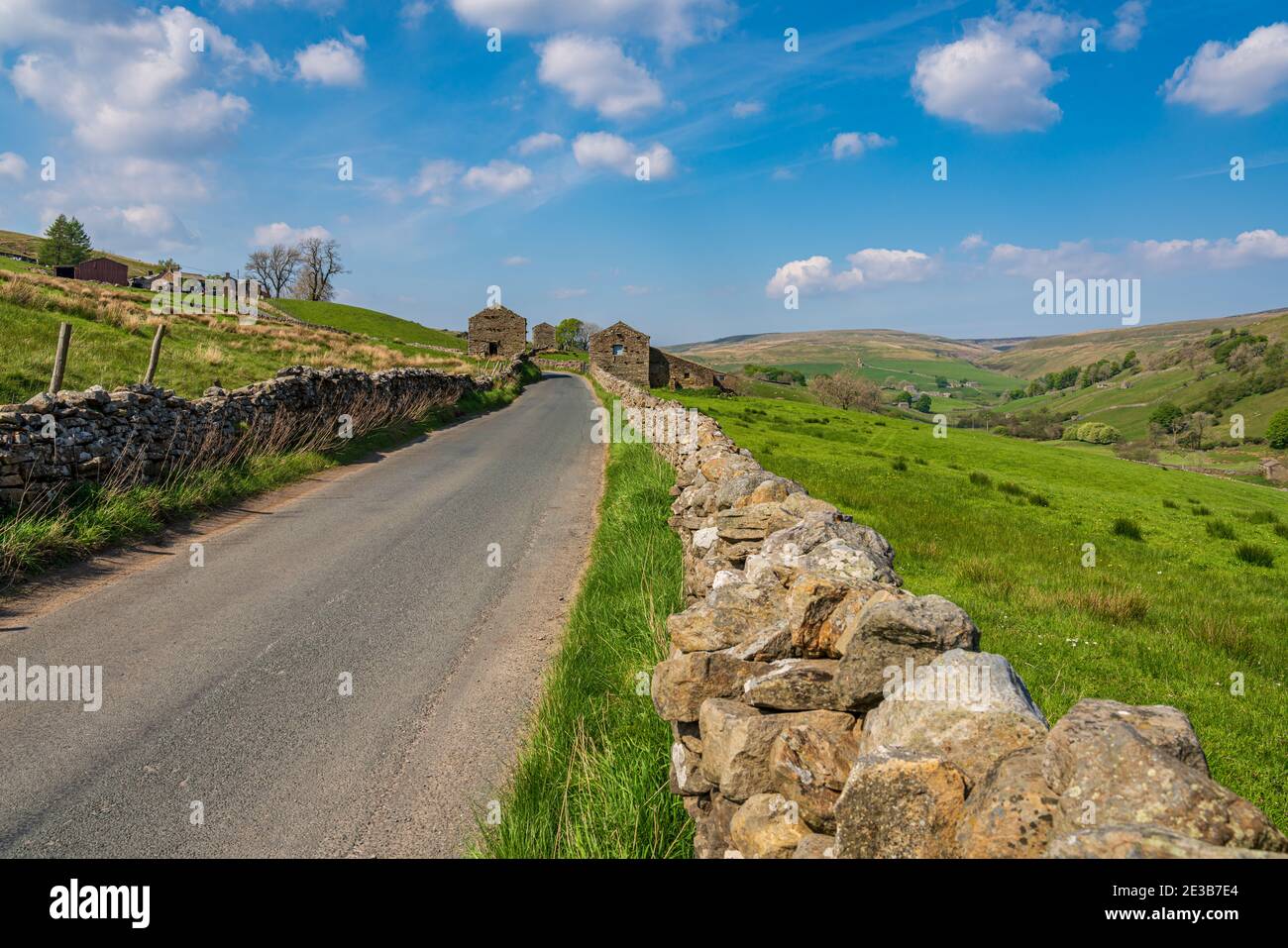 Sur la B6270 route entre Keld et Thwaite, North Yorkshire, England, UK Banque D'Images