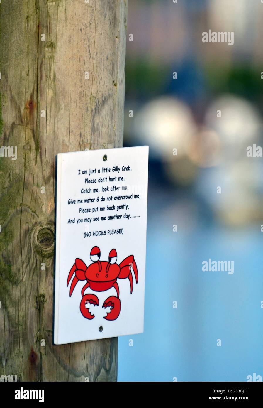 signe de pêche durable au crabe blakeney quai nord norfolk angleterre Banque D'Images