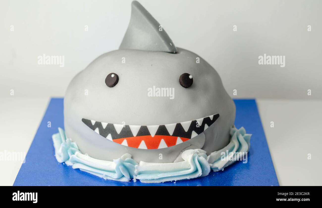 Animal Shaped Cake Banque D Image Et Photos Alamy Animal Shaped Cake Banque D Image Et Photos Alamy
