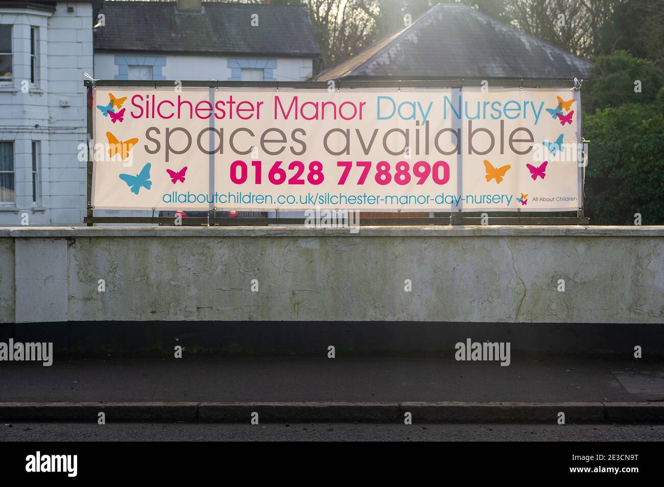 Talaplow, Maidenhead, Berkshire, Royaume-Uni. 17 janvier 2021. Silchester House Day nursery reste ouvert pendant le dernier confinement de Covid-19. Il y a des appels à la fermeture de pépinières pour tenter d'aider à arrêter la propagation de la dernière variante Covid-19. Crédit : Maureen McLean/Alay Banque D'Images