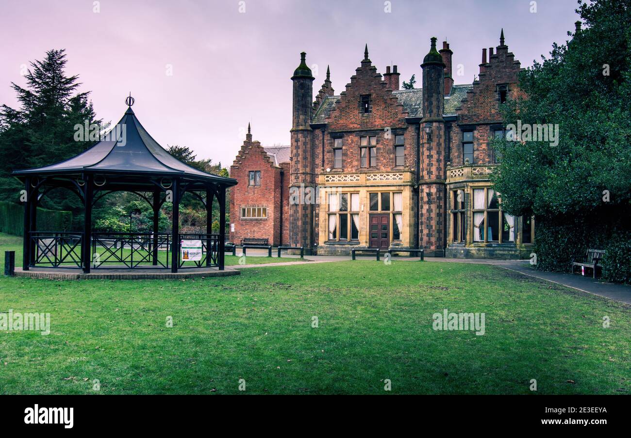 Warrington - Royaume-Uni 18 janvier : Walton Hall and Gardens 18 janvier 2021, Walton Hall and Gardens. Walton Hall est une maison de campagne à Walton, Warrington, C. Banque D'Images