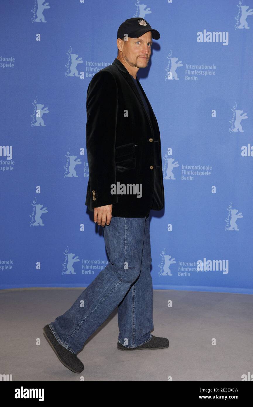 Woody Harrelson assiste au photocall de « The Messenger » dans le cadre du 59ème Festival du film de Berlin à l'Hôtel Grand Hyatt le 9 février 2009 à Berlin, en Allemagne. Photo de Mehdi Taamallah/ABACAPRESS.COM Banque D'Images