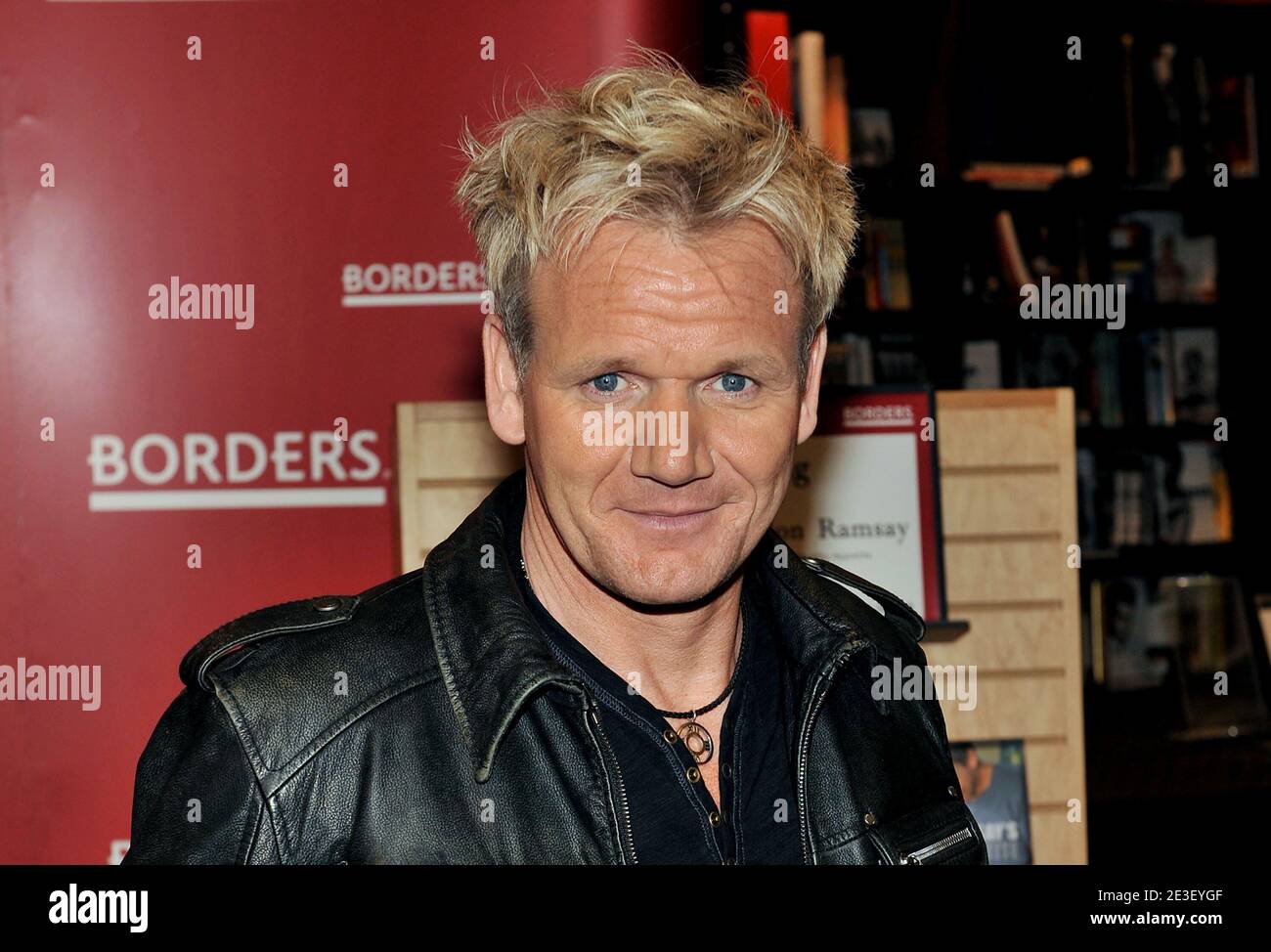 Le chef Gordon Ramsay fait la promotion de son nouveau livre « Gordon Ramsay's Healthy Appetite » au Borders Columbus Circle à New York, NY, USA, le mardi 10 février 2009. Photo de S.Vlasic/ABACAPRESS.COM Banque D'Images