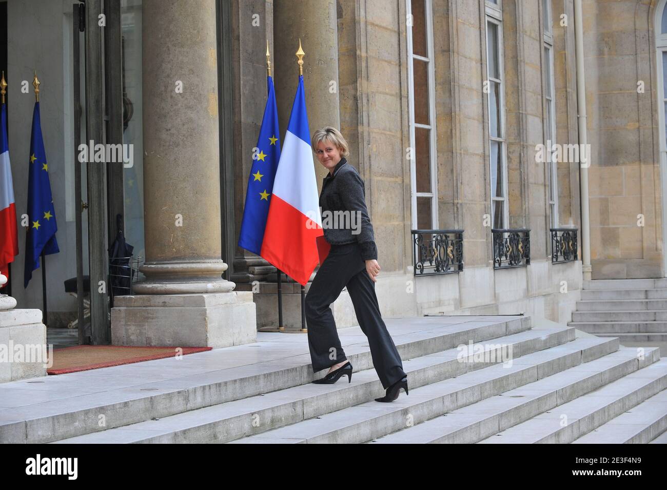 Nadine Morano, sous-ministre française de la famille, arrive au Palais de l'Elysée à Paris, en France, le 18 février 2009. Photo de Mousse/ABACAPRESS.COM Banque D'Images