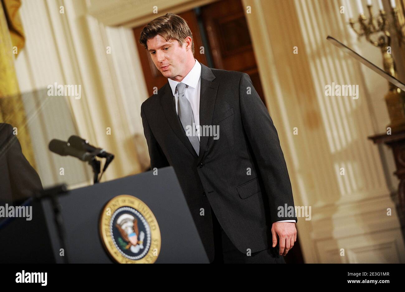 Matthew Reeve, fils de l'acteur Christopher Reeve, assiste à la signature par le président américain Barack Obama de l'Omnibus public Lands Management Act de 2009 à la Maison Blanche à Washington, DC, USA le 30 mars 2009. Il s'agit d'un projet de loi visant à désigner certaines terres comme composantes du système national de conservation de la nature sauvage, à autoriser certains programmes et activités au ministère de l'intérieur et au ministère de l'Agriculture, et à d'autres fins. Photo par Olivier Douliery/ABACAPRESS.COM Banque D'Images