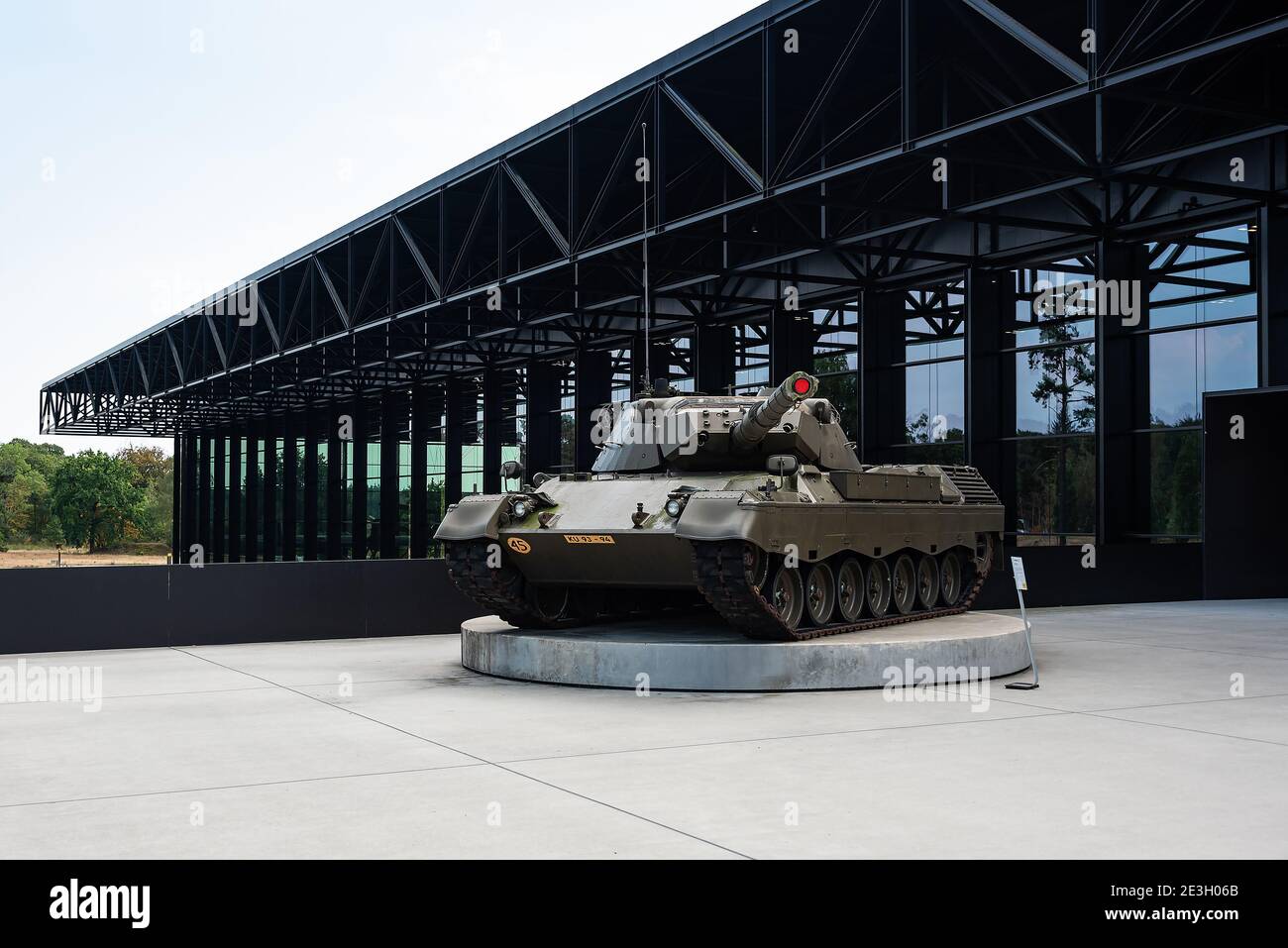 Extérieur du magnifique Musée national Militair à Soesterberg, aux pays-Bas. Banque D'Images