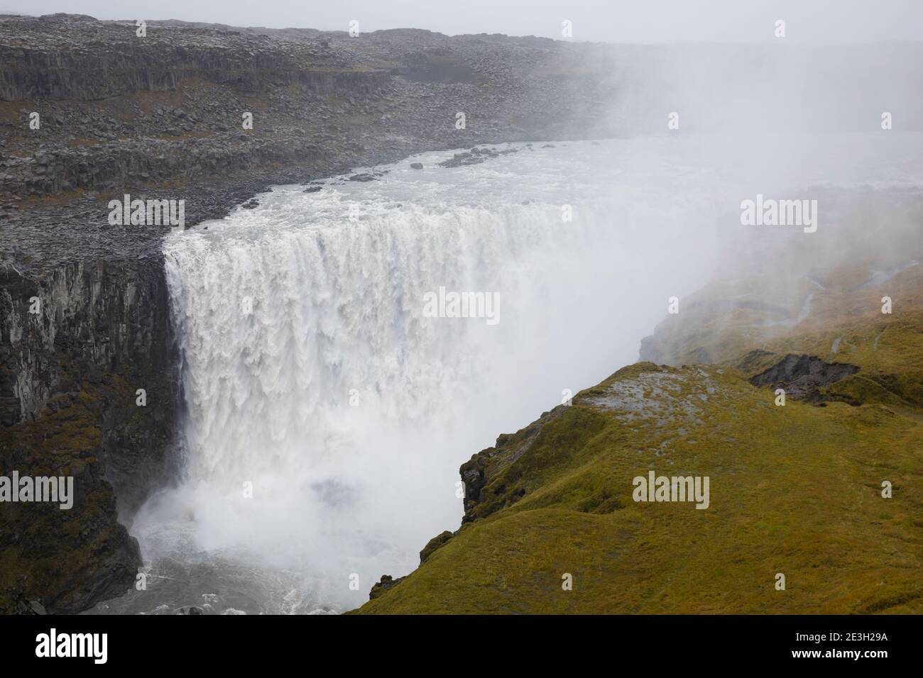 Destifoss, Île Wasserfall auf, Wasserfall des Flusses Jökulsá á á Fjöllum Gletscherfluß, Gletscherfluss, Jökulsárgljúfur-Nationalpark, Schlucht Jökul Banque D'Images