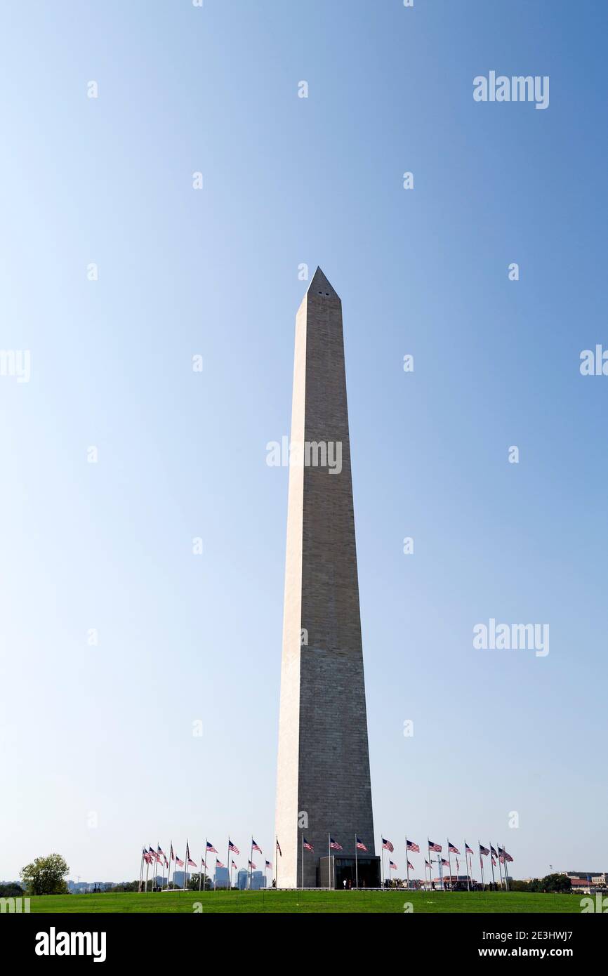 Washington Monument à Washington DC. L'obélisque de 555 mètres de haut se dresse à la mémoire de George Washington, premier président des États-Unis d'Amérique. Banque D'Images