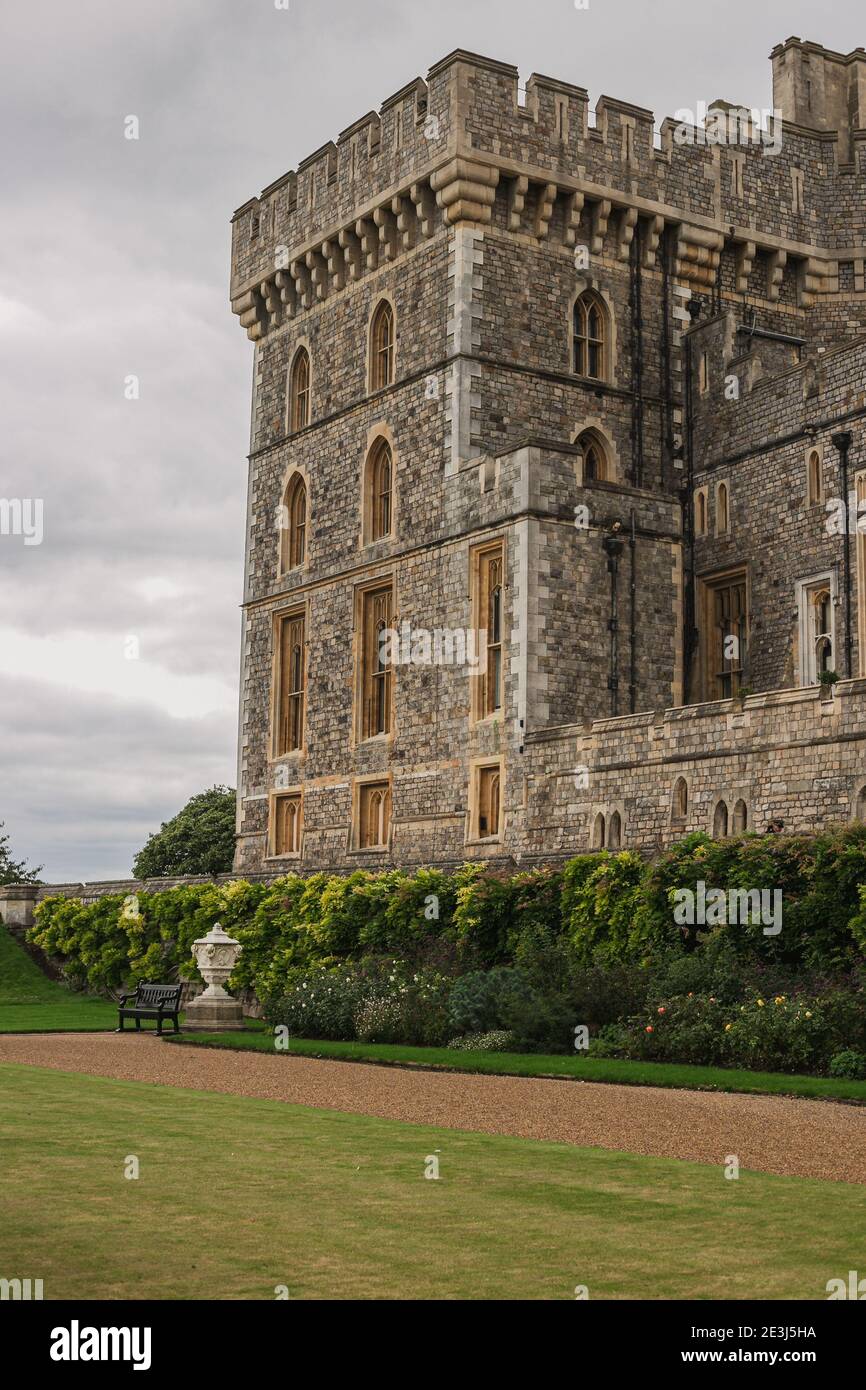 Jardin à l'intérieur du château de Windsor, Berkshire, Angleterre, Royaume-Uni. Banque D'Images