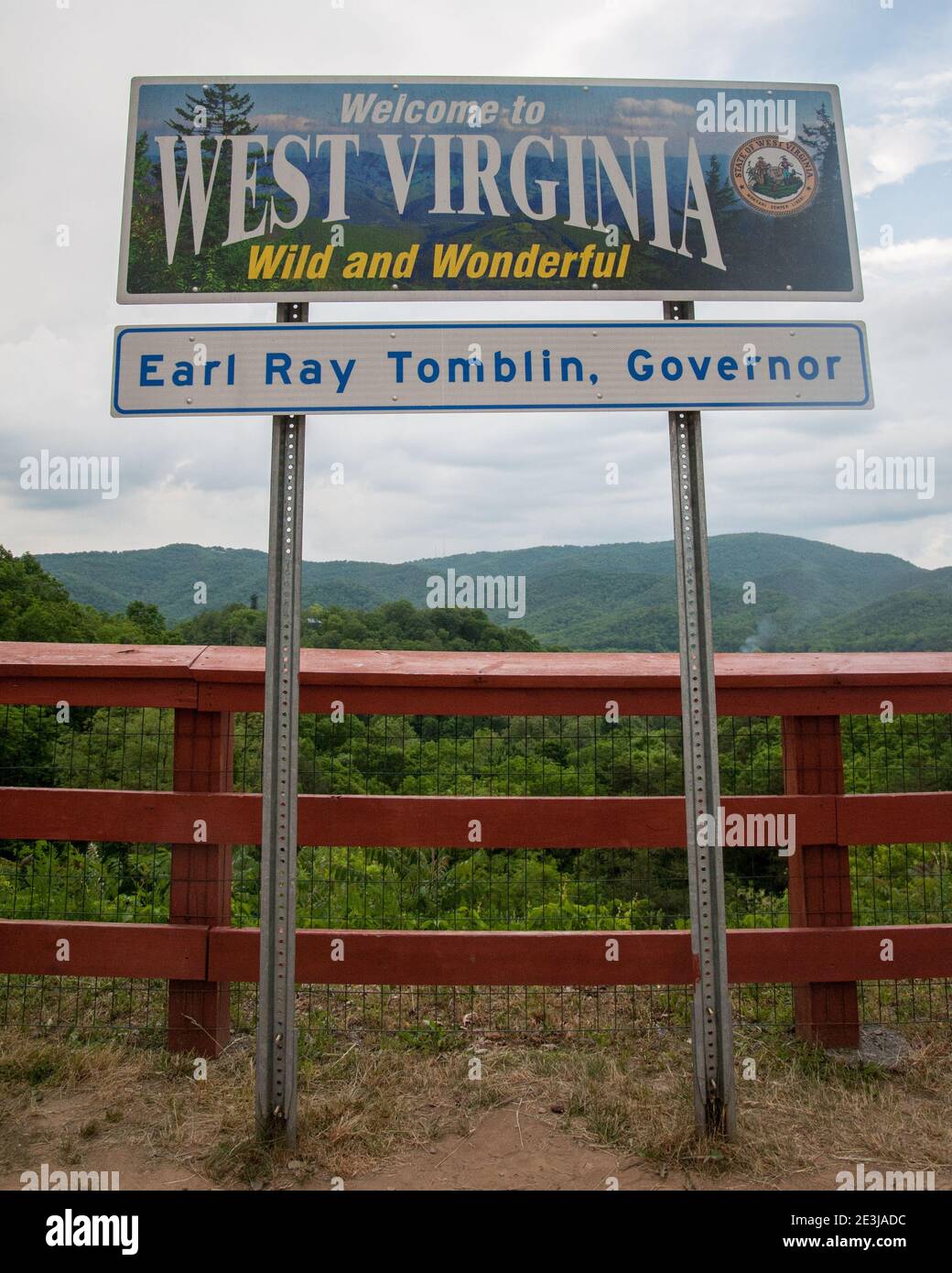 Bienvenue à West Virgina Wild et magnifique signalisation Earl Ray Tomblin, gouverneur Banque D'Images