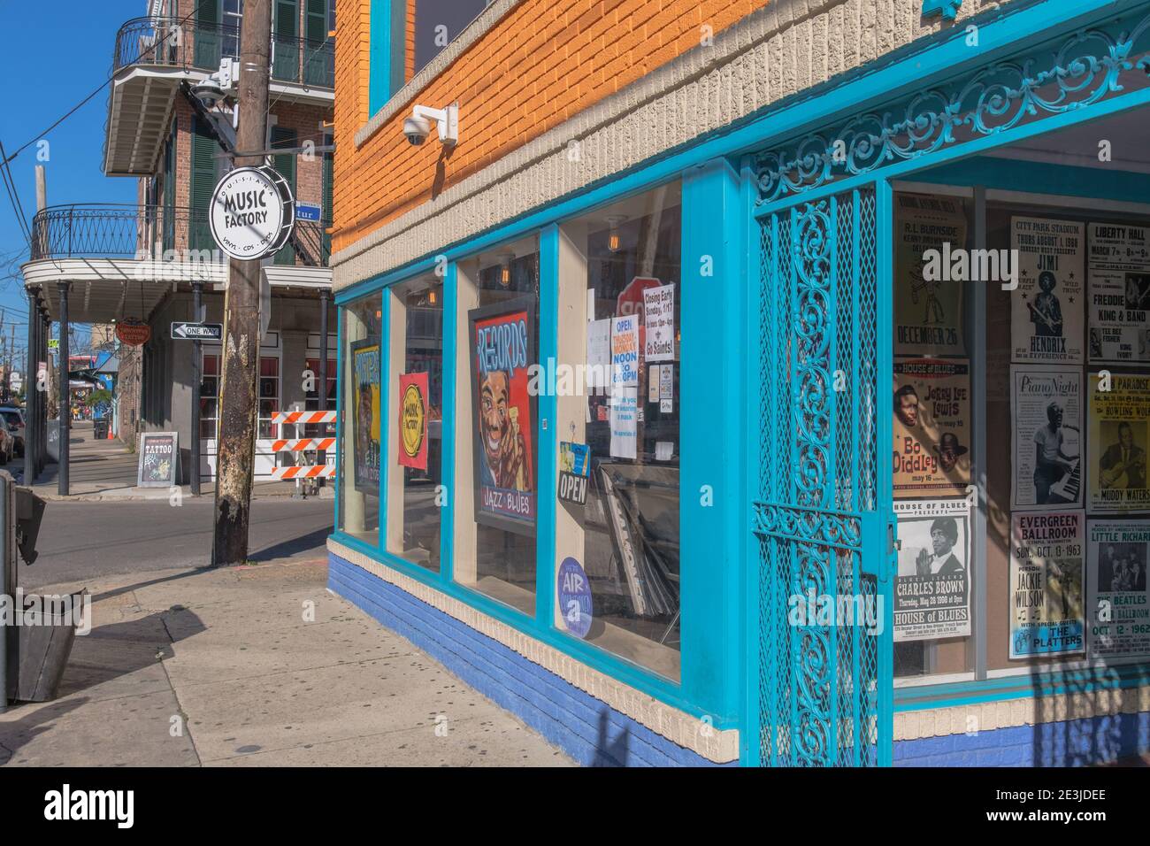 LA NOUVELLE-ORLÉANS, LA, États-Unis - 17 JANVIER 2021 : célèbre magasin de disques de la Louisiana Music Factory dans le quartier de Faubourg Marigny Banque D'Images