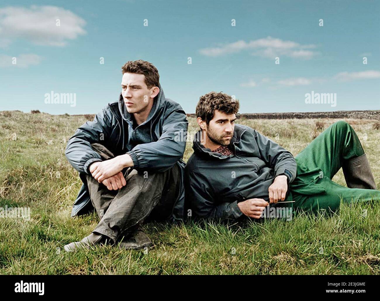 GOD'S OWN COUNTRY 2017 Picturehouse film de divertissement avec Josh O'Connor À gauche et Alex Secāreanu Banque D'Images