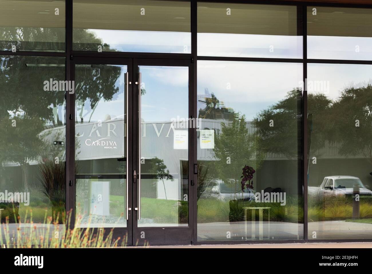 9 oct 2020 San Jose / CA / USA - Cardiva Medical Headquarters in Silicon Valley; Cardiva Medical, Inc. Fournit des dispositifs et instruments médicaux Banque D'Images