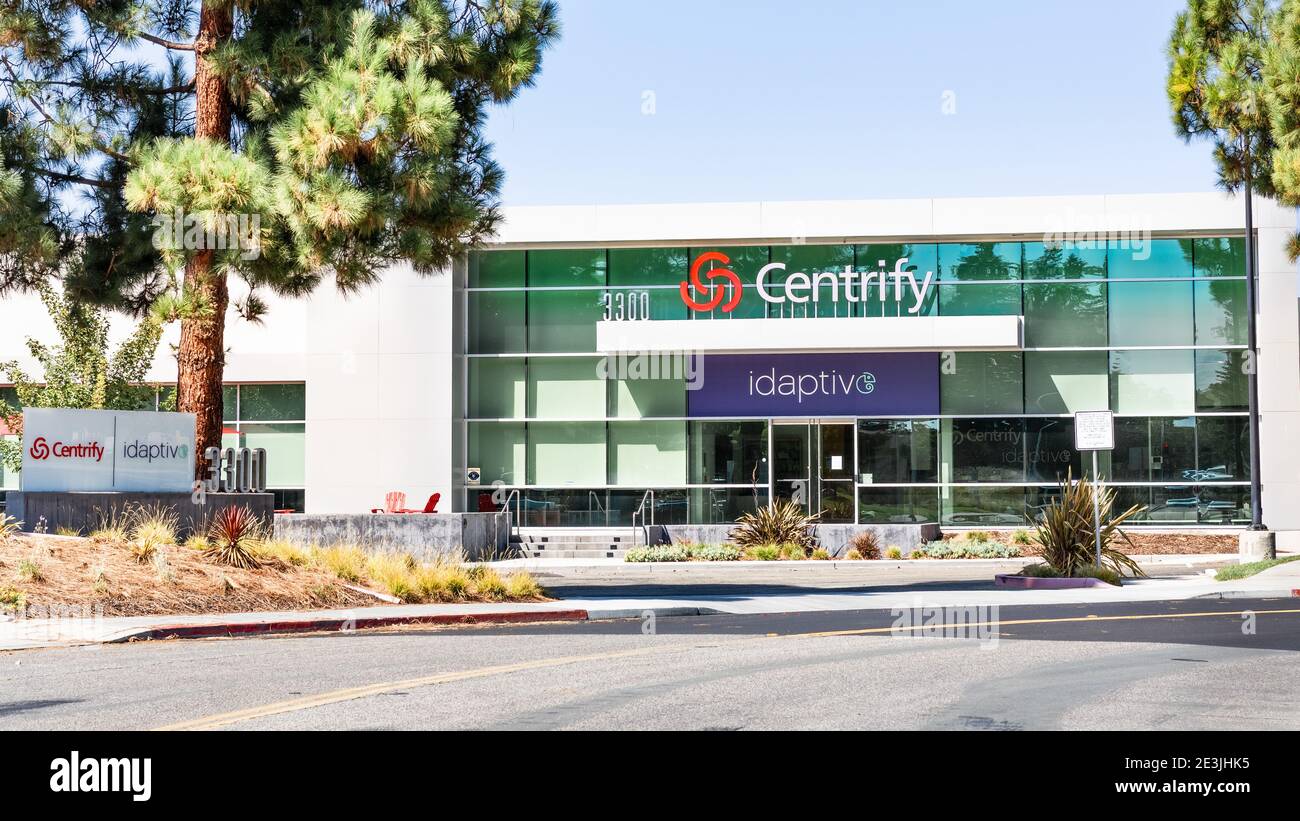 16 sept 2020 Santa Clara / CA / USA - quartier général de Centrify et d'Idaptive dans la Silicon Valley ; Idaptive s'est enorgé de Centrify Corporation, une cy américaine Banque D'Images