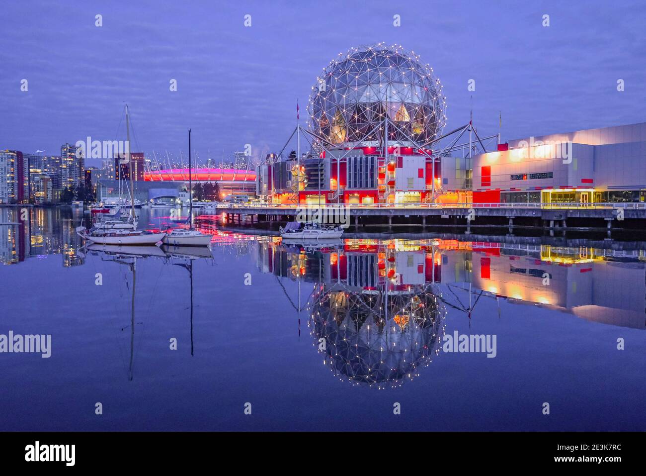 Le Telus World of Science, False Creek, Vancouver, British Columbia, Canada Banque D'Images