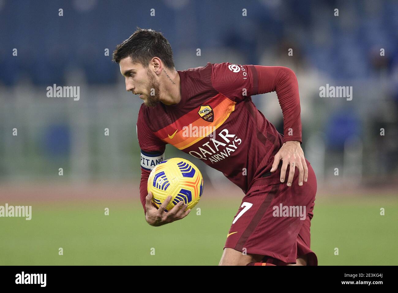 Rome, Italie. 19 janvier 2021. ROME, ITALIE - janvier 19 : Lorenzo Pellegrini d'AS Roma après avoir été sanctionnés lors du match de football de la coupe Tim des quatre-vingts entre AS Roma et Spezia au Stadio Olimpico le 19 janvier 2021 à Rome Italie /LiveMedia Credit: Claudio Pasquazi/LPS/ZUMA Wire/Alamy Live News Banque D'Images