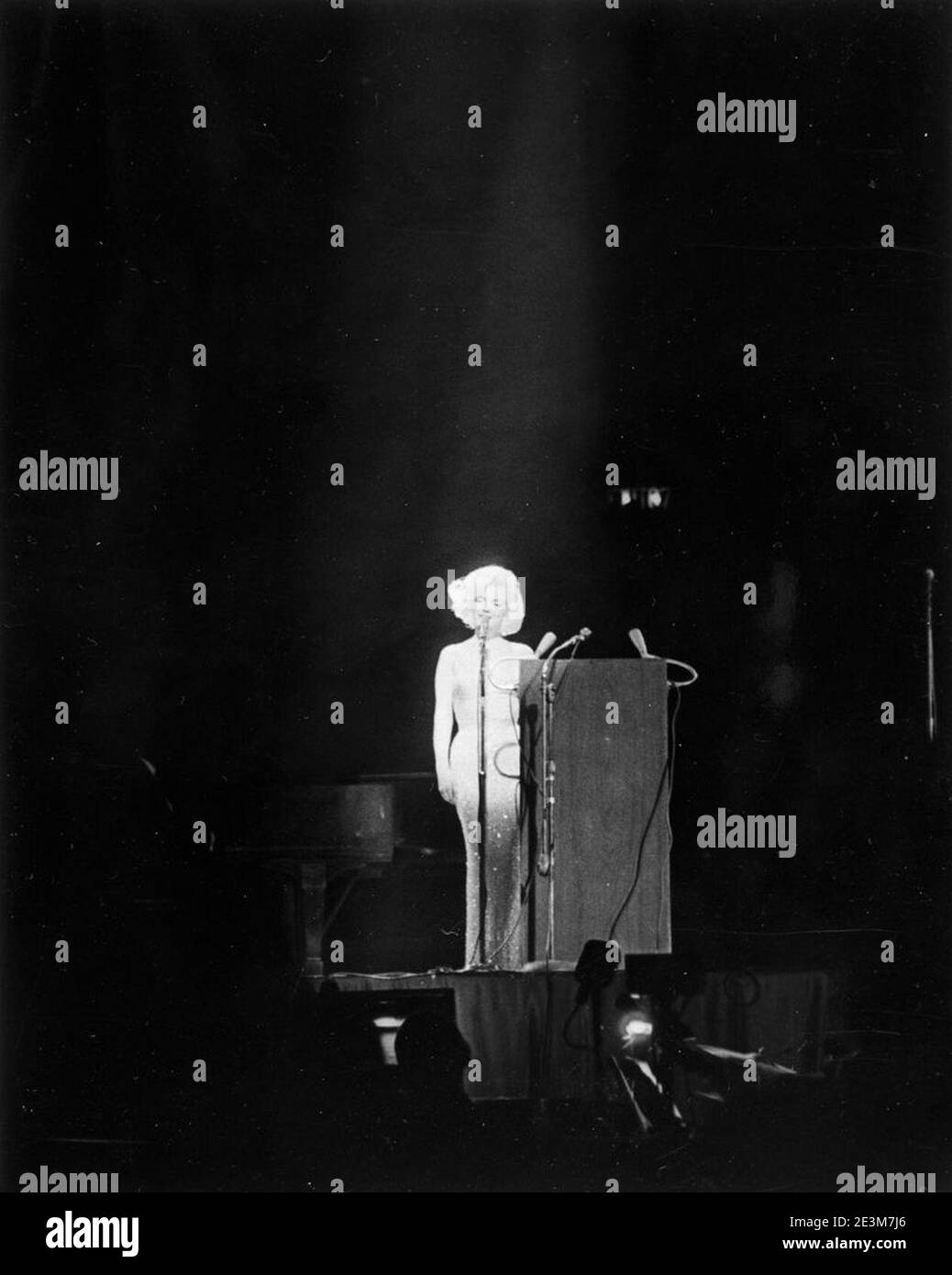 Marilyn Monroe Joyeux Anniversaire Monsieur Le President 1962 1 Photo Stock Alamy