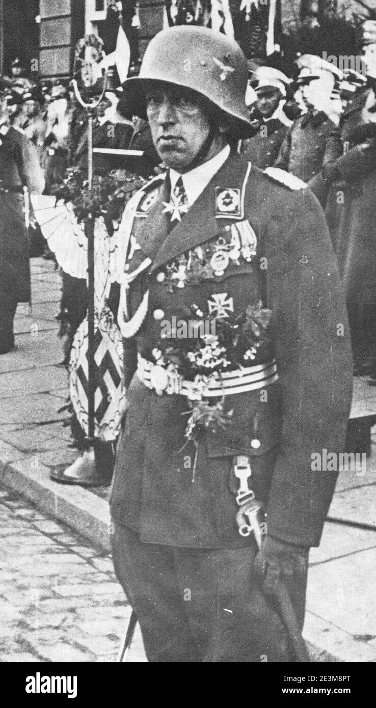 Major Theo Osterkamp, erster Kommandeur Flugplatz Werl, Jagdgeschwader Mölders 1936. Banque D'Images